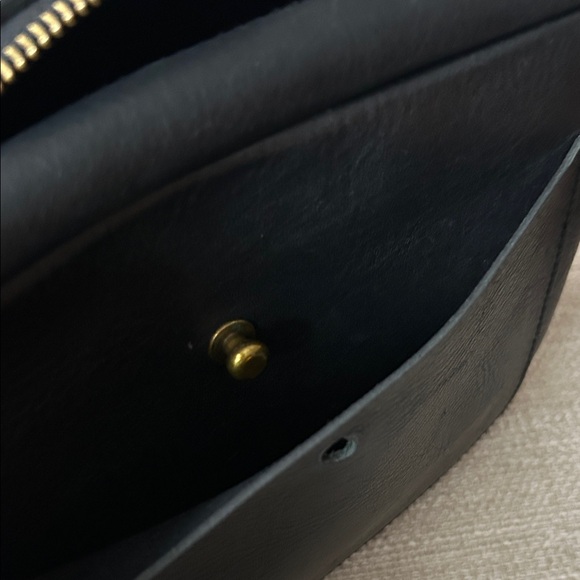 Madewell Black Leather Crossbody Bag - Picture 3 of 5